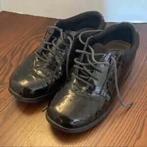 Drew Tulip Comfort Sneakers